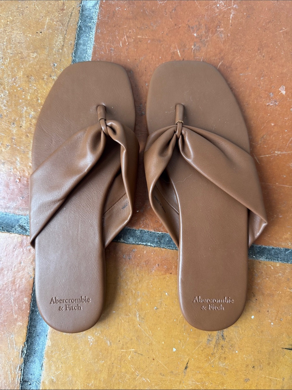 Abercrombie & Fitch Cognac Knotted Toe-Post Sandals